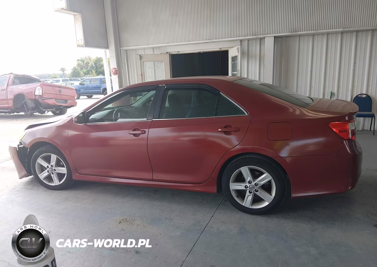 2014 Toyota Camry Se VIN:4T1BF1FK2EU832439 - 14