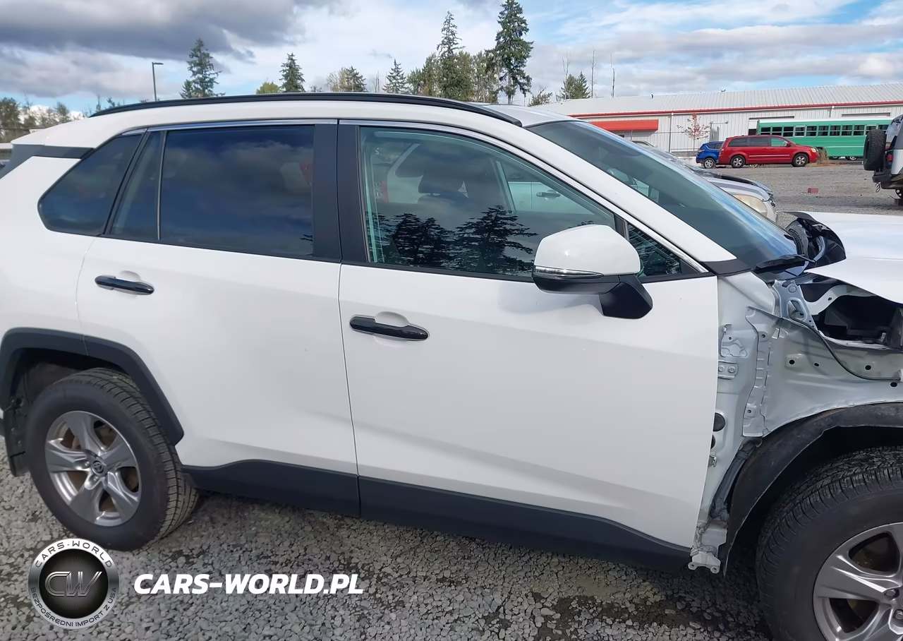 2023 Toyota Rav4 Xle VIN:2T3P1RFV7PC333614 - 14