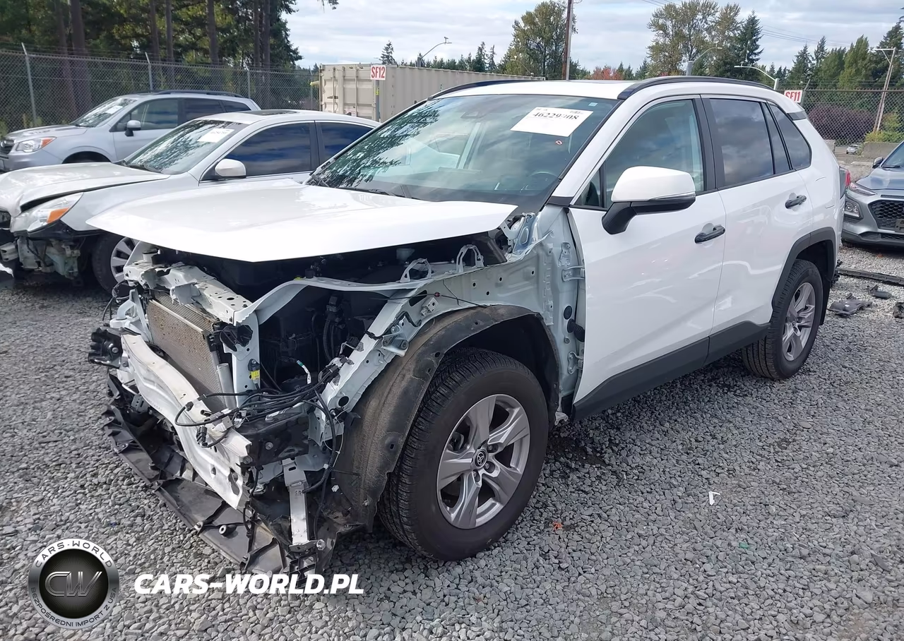 2023 Toyota Rav4 Xle VIN:2T3P1RFV7PC333614 - 2