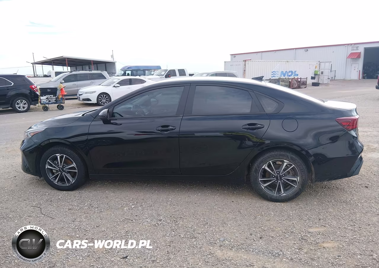 2024 Kia Forte Lxs VIN:3KPF24AD5RE816834 - 14