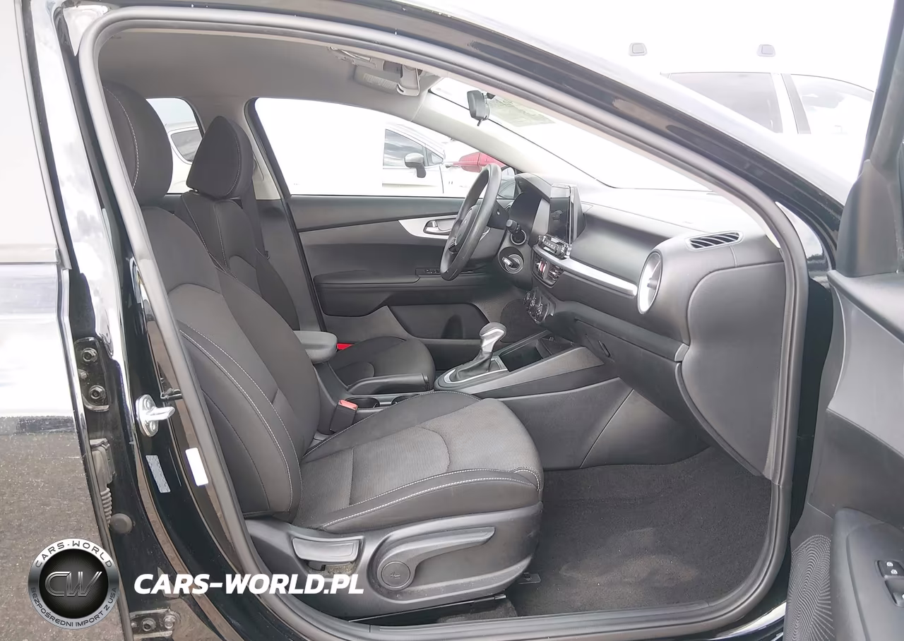 2024 Kia Forte Lxs VIN:3KPF24AD5RE816834 - 5