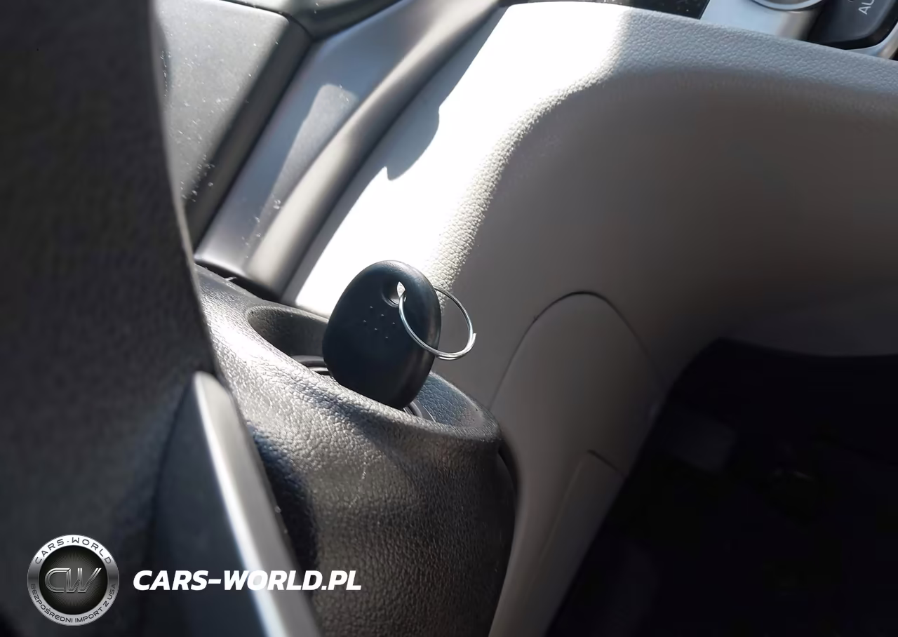 2020 Hyundai Elantra Sel VIN:5NPD84LF1LH543415 - 11