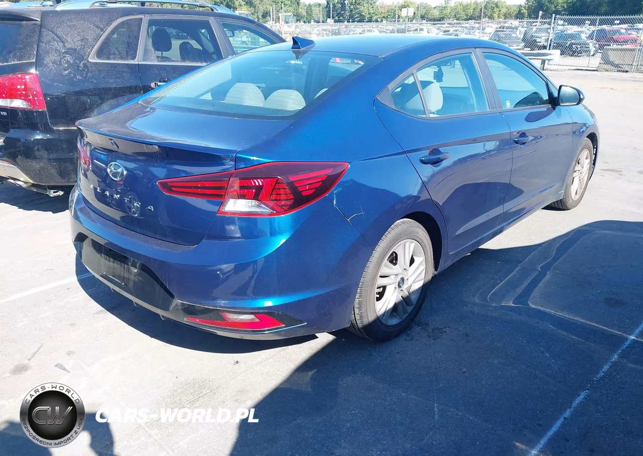 2020 Hyundai Elantra Sel VIN:5NPD84LF1LH543415 - 4
