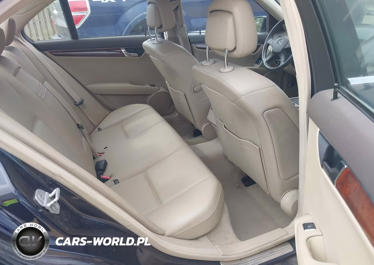 2011 Mercedes-Benz C 300 Luxury 4Matic-Sport 4Matic VIN:WDDGF8BB0BR153797 - 8