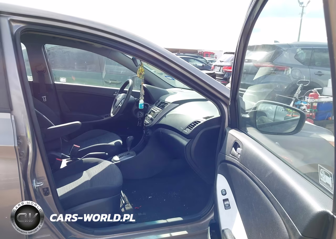 2017 Hyundai Accent Se VIN:KMHCT5AEXHU360033 - 5