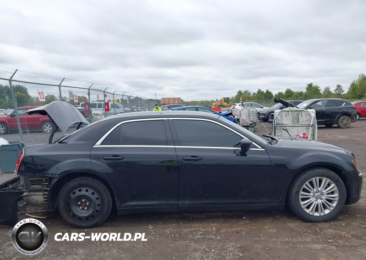 2014 Chrysler 300 VIN:2C3CCARG5EH383869 - 14