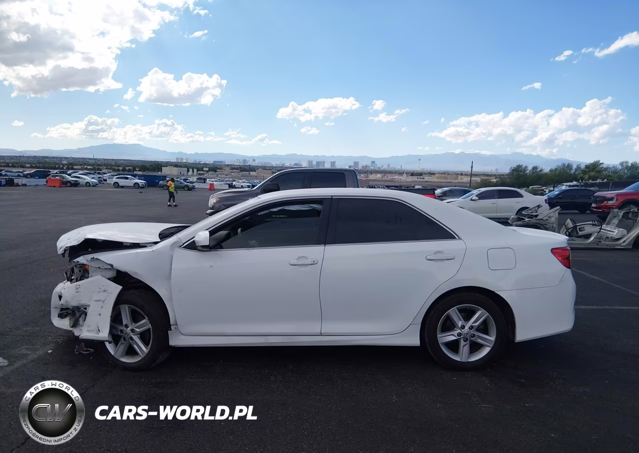 2014 Toyota Camry Se VIN:4T1BF1FK1EU408024 - 15