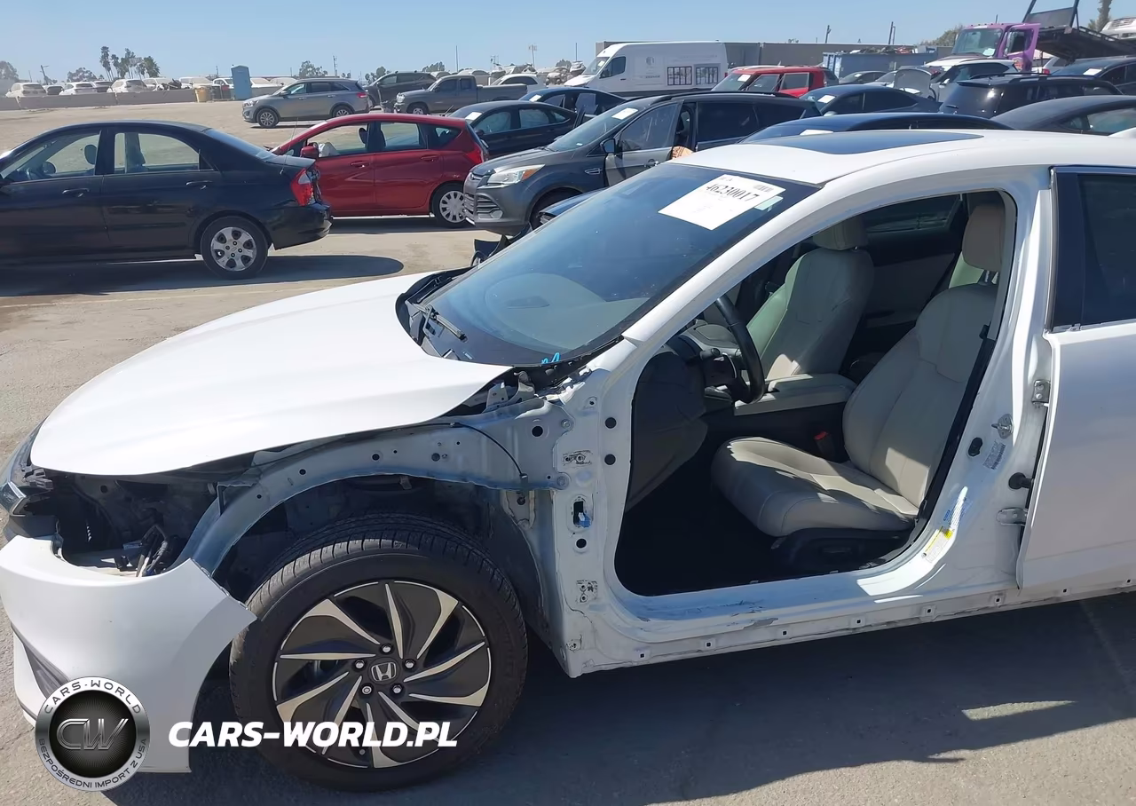 2019 Honda Insight Touring VIN:19XZE4F92KE015213 - 6