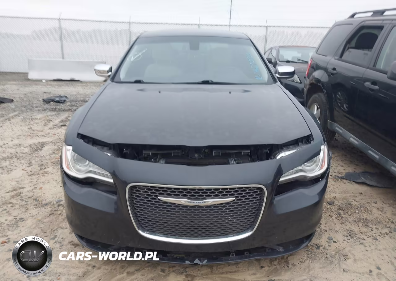 2018 Chrysler 300 Limited Awd VIN:2C3CCAKGXJH170372 - 12