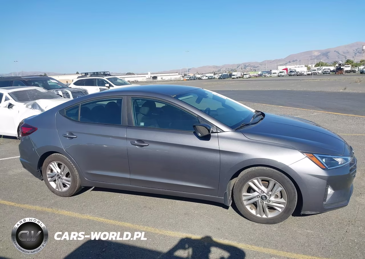 2019 Hyundai Elantra Sel VIN:5NPD84LF0KH476742 - 13