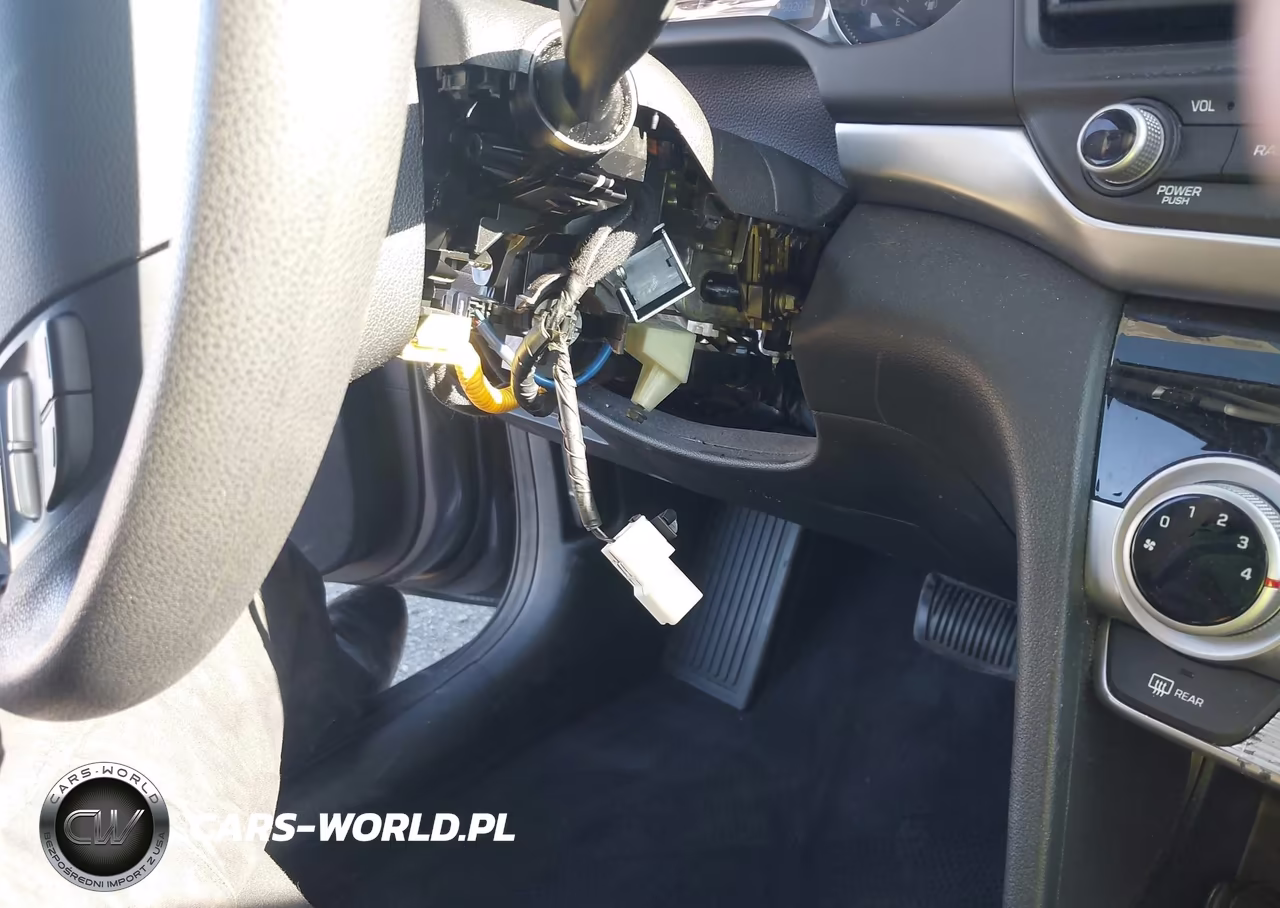 2019 Hyundai Elantra Sel VIN:5NPD84LF0KH476742 - 6