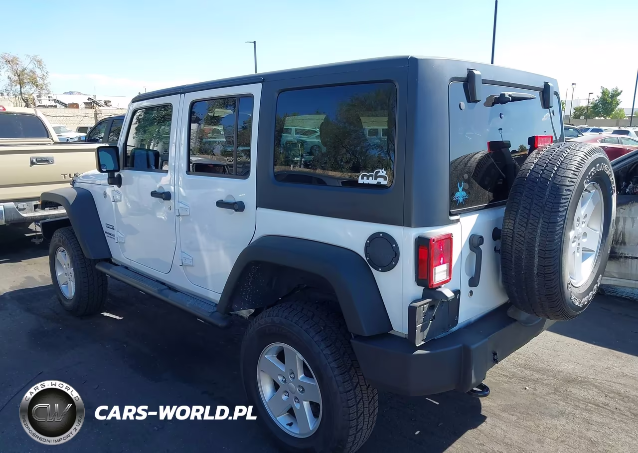 2017 Jeep Wrangler Unlimited Sport 4X4 VIN:1C4BJWDGXHL645880 - 3