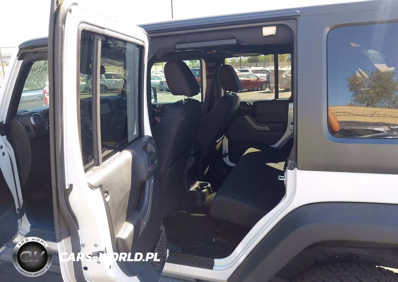2017 Jeep Wrangler Unlimited Sport 4X4 VIN:1C4BJWDGXHL645880 - 8