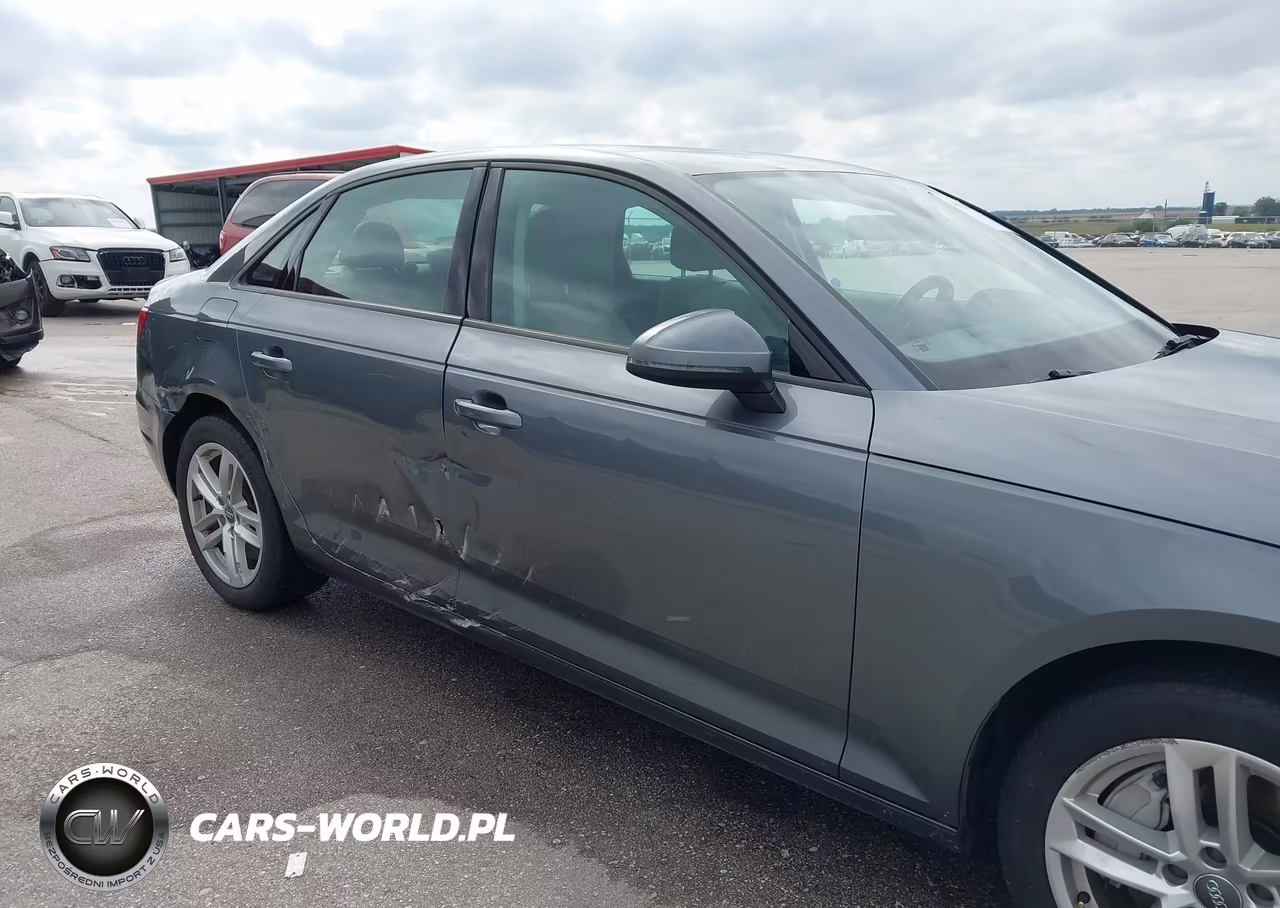 2017 Audi A4 2.0T Premium VIN:WAUANAF40HN012375 - 6