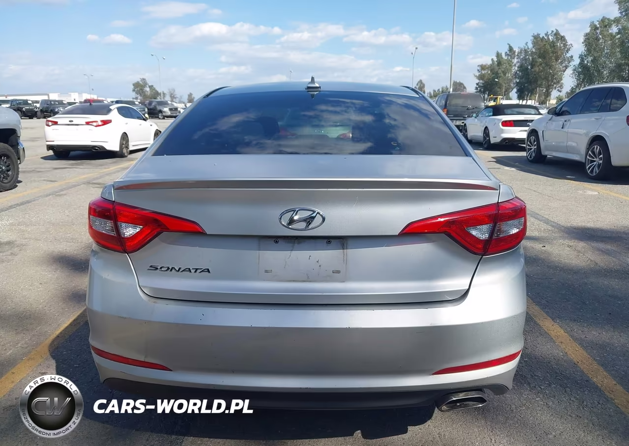 2016 Hyundai Sonata VIN:5NPE24AF6GH398662 - 17