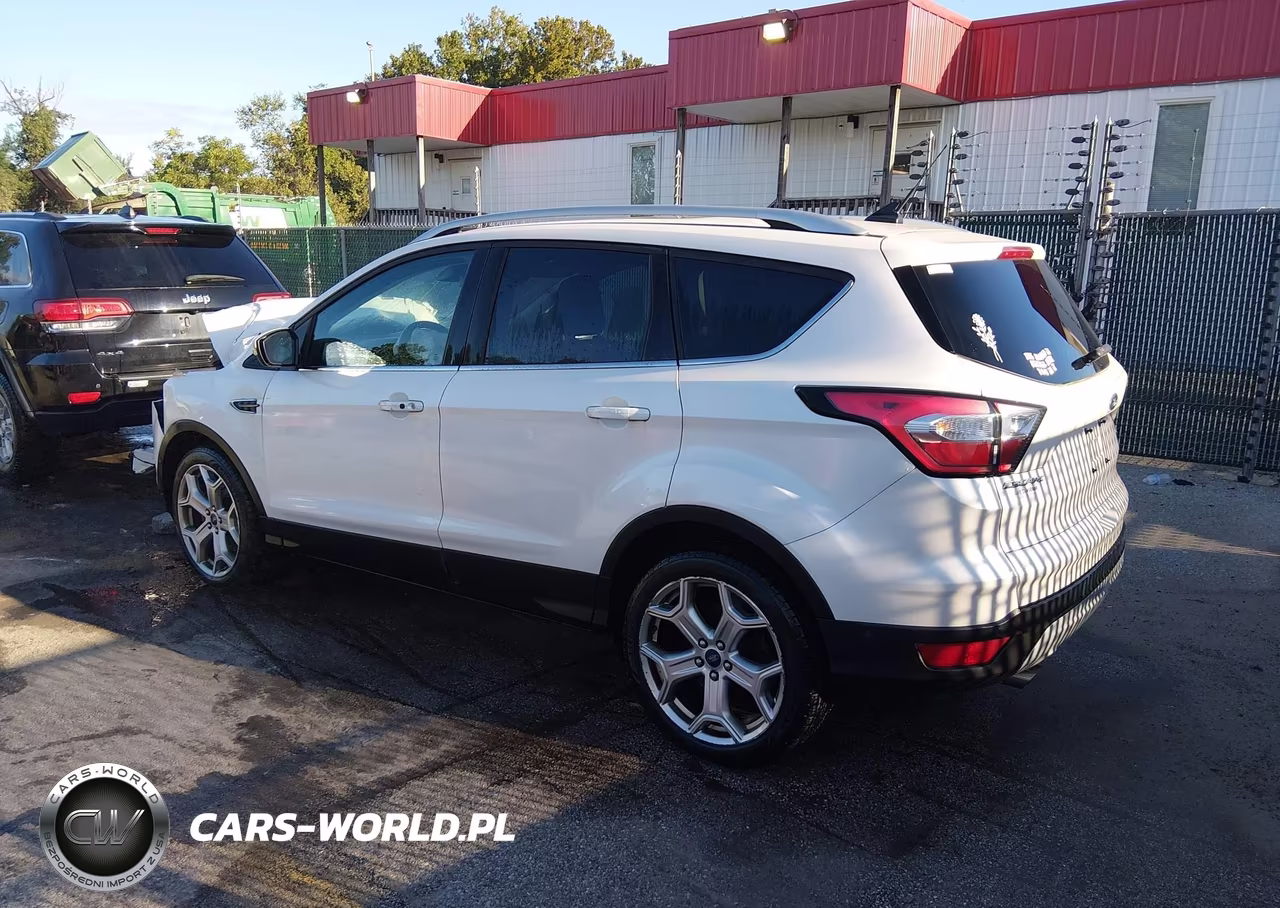 2018 Ford Escape Titanium VIN:1FMCU9J98JUB80062 - 3