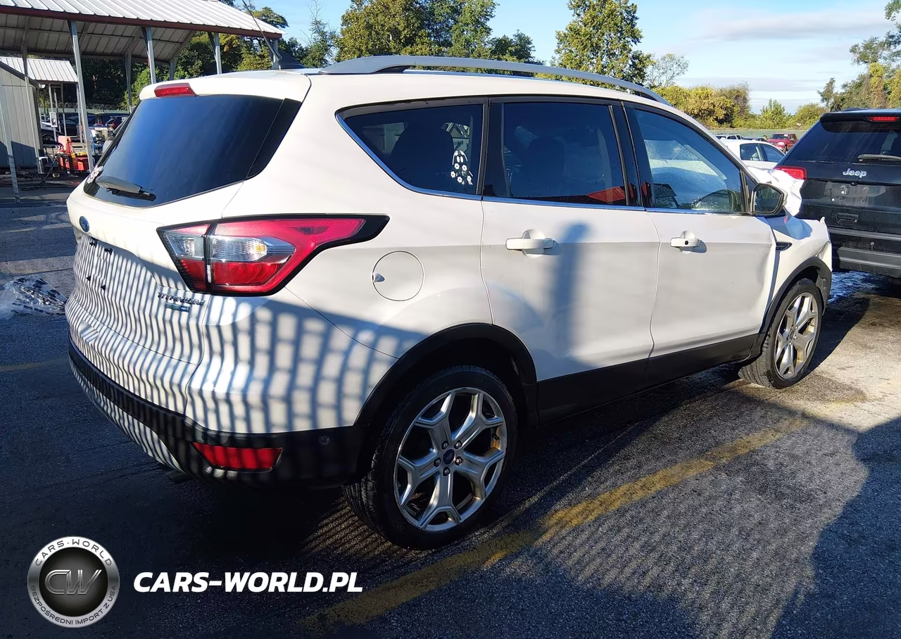 2018 Ford Escape Titanium VIN:1FMCU9J98JUB80062 - 4