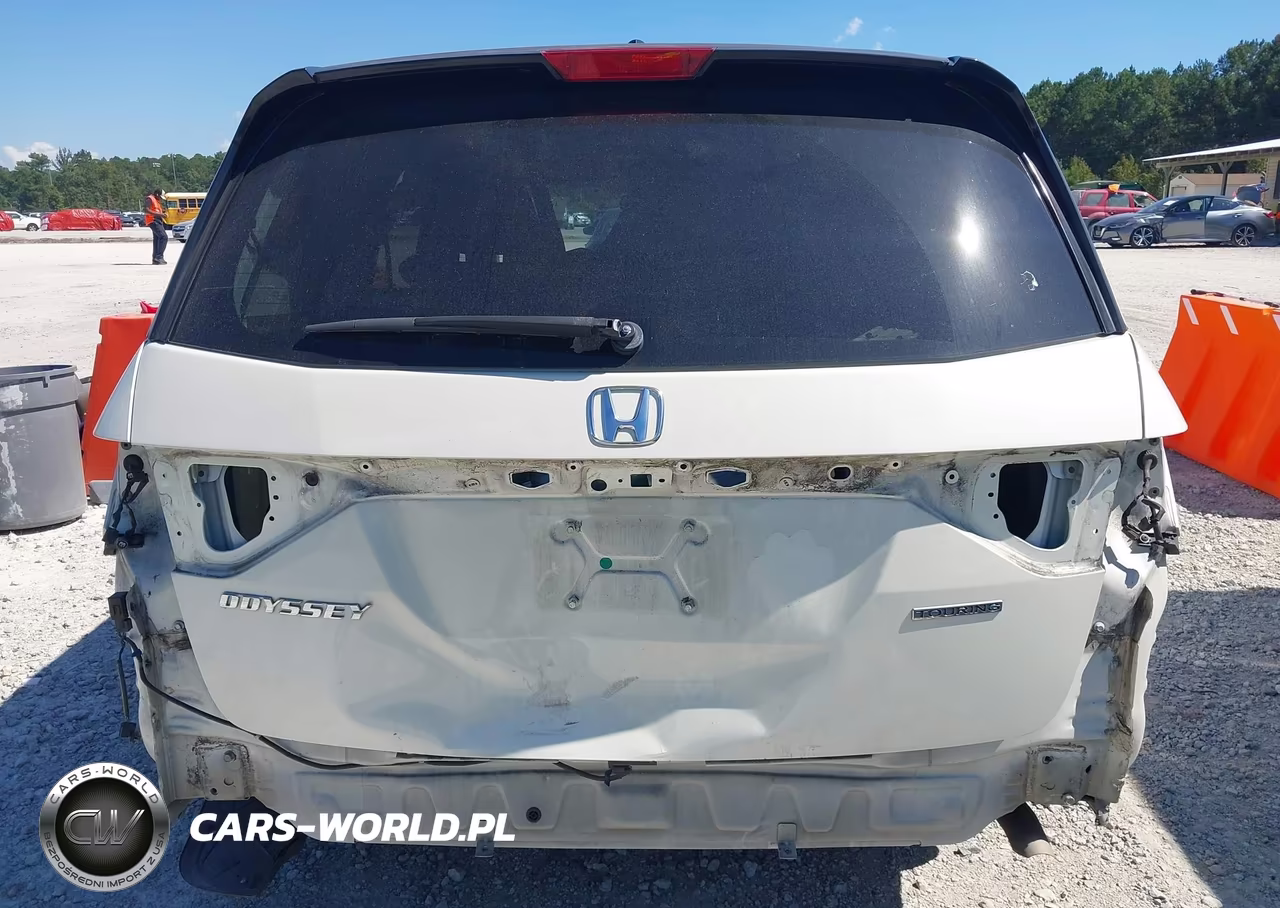 2015 Honda Odyssey Touring-Touring Elite VIN:5FNRL5H90FB020659 - 16