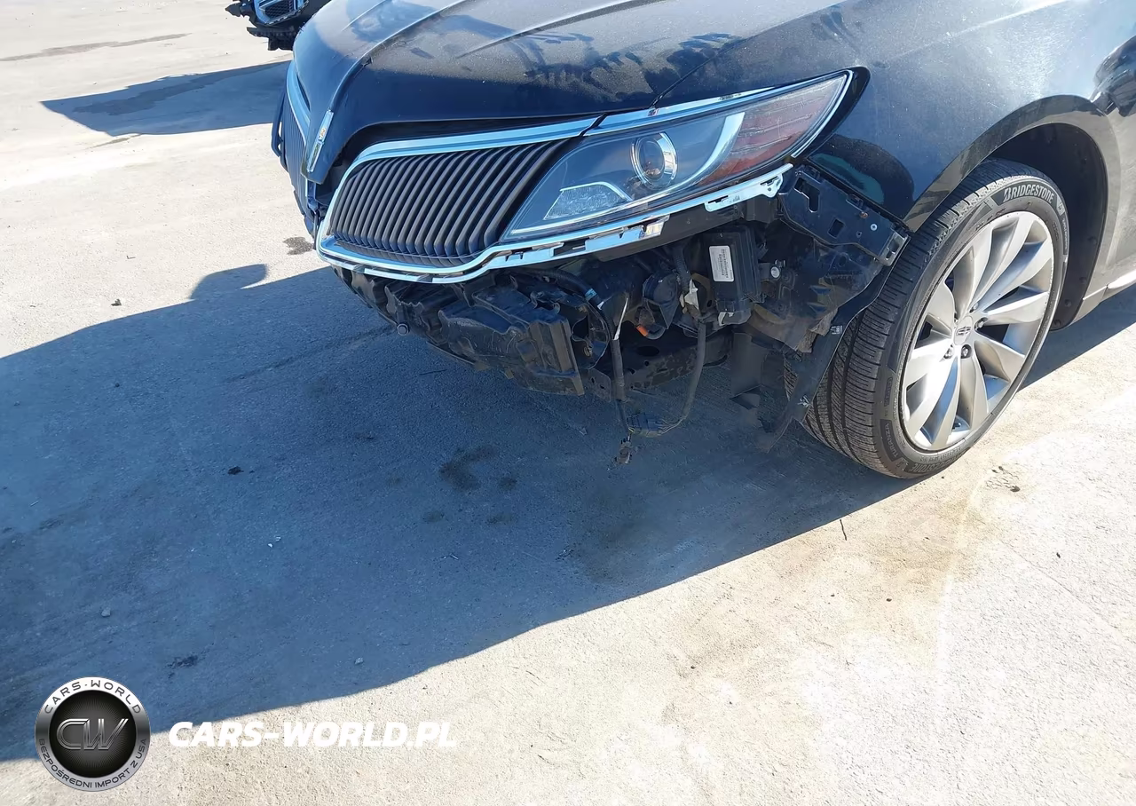 LINCOLN MKS VIN:1LNHL9DK9GG601785 - 6
