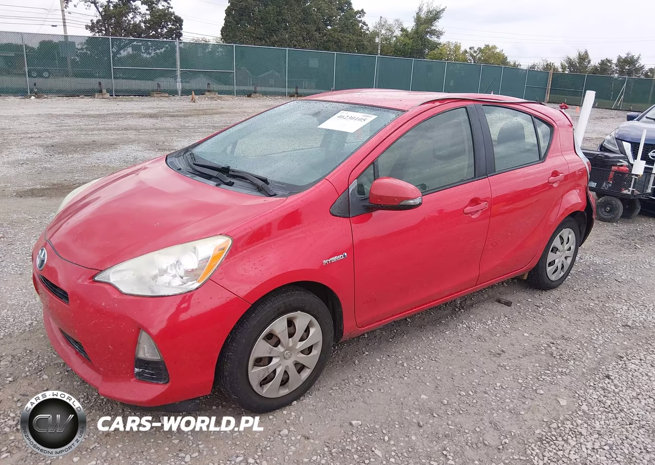 2014 Toyota Prius C One VIN:JTDKDTB32E1078562 - 2