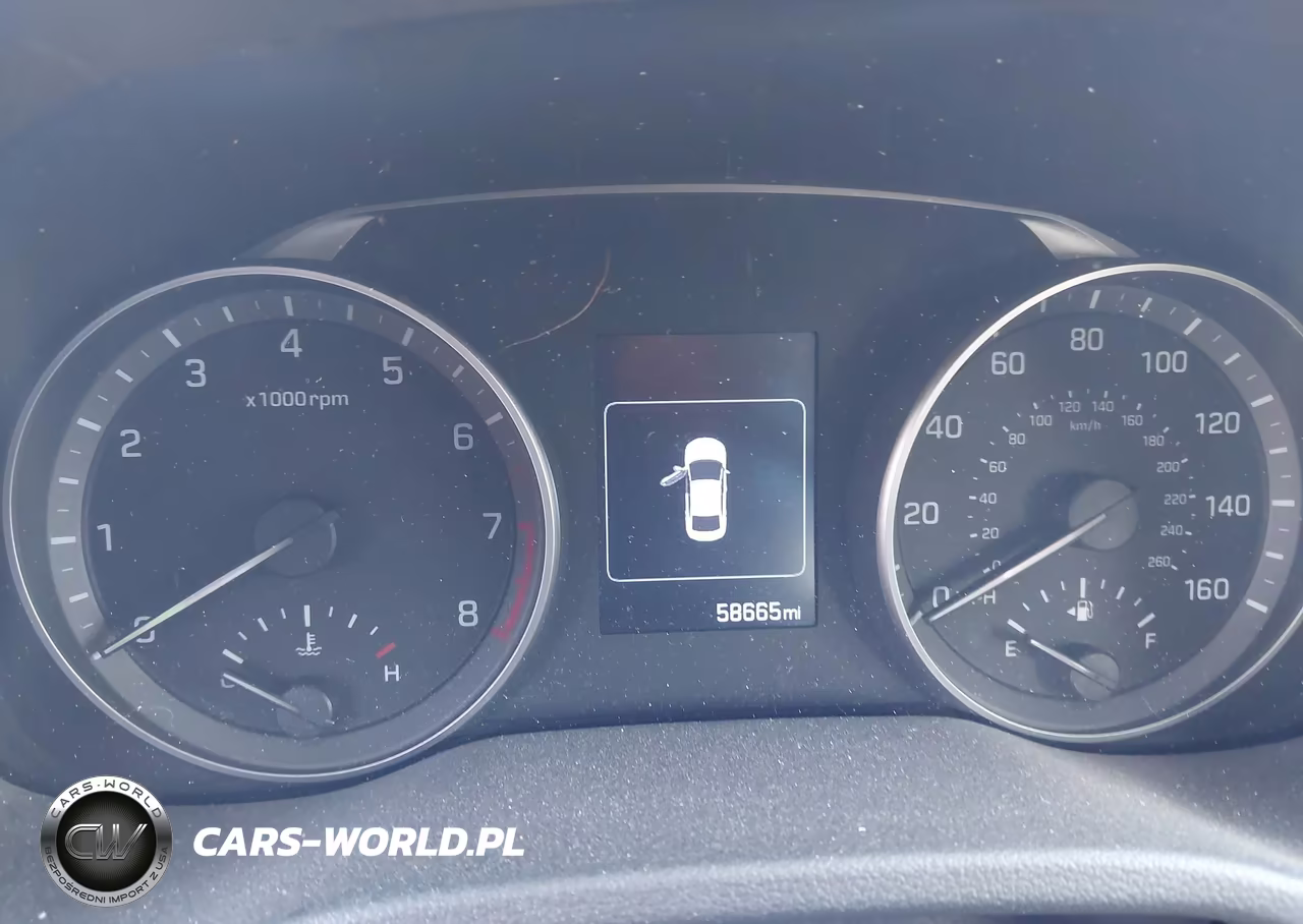 2018 Hyundai Elantra Value Edition VIN:KMHD84LF7JU451420 - 7