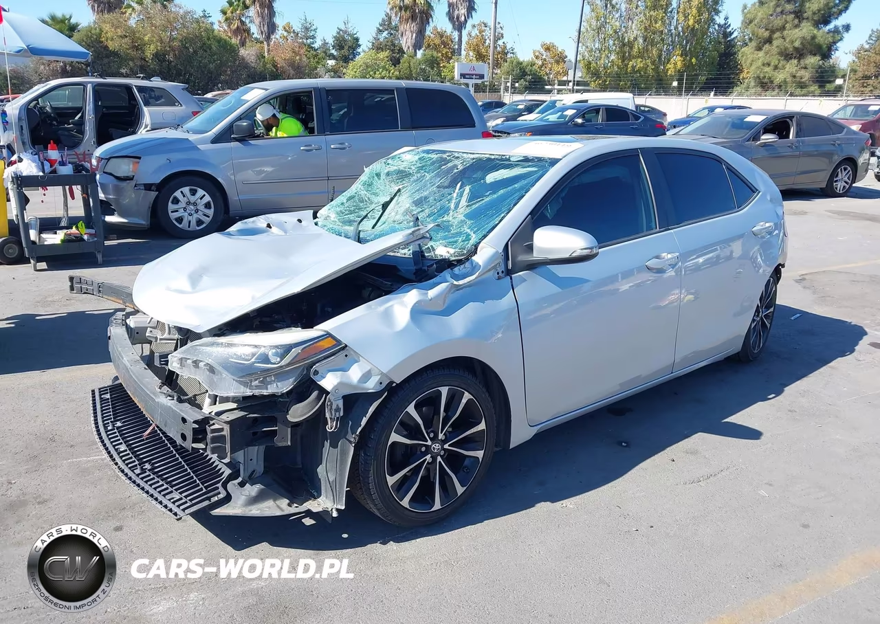 2017 Toyota Corolla Se VIN:2T1BURHE0HC765745 - 2