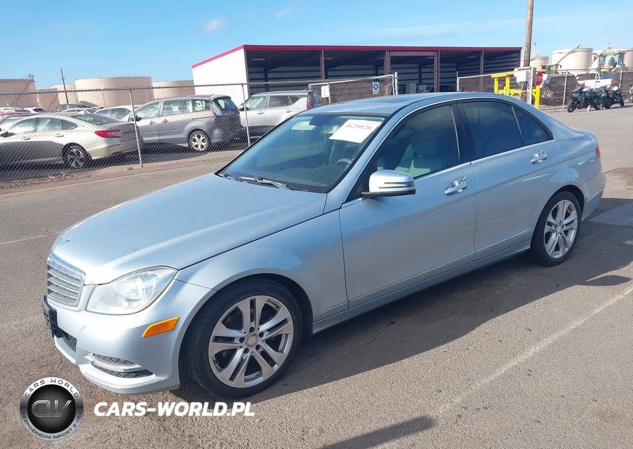 2013 Mercedes-Benz C 250 Luxury-Sport VIN:WDDGF4HB4DR268485 - 2