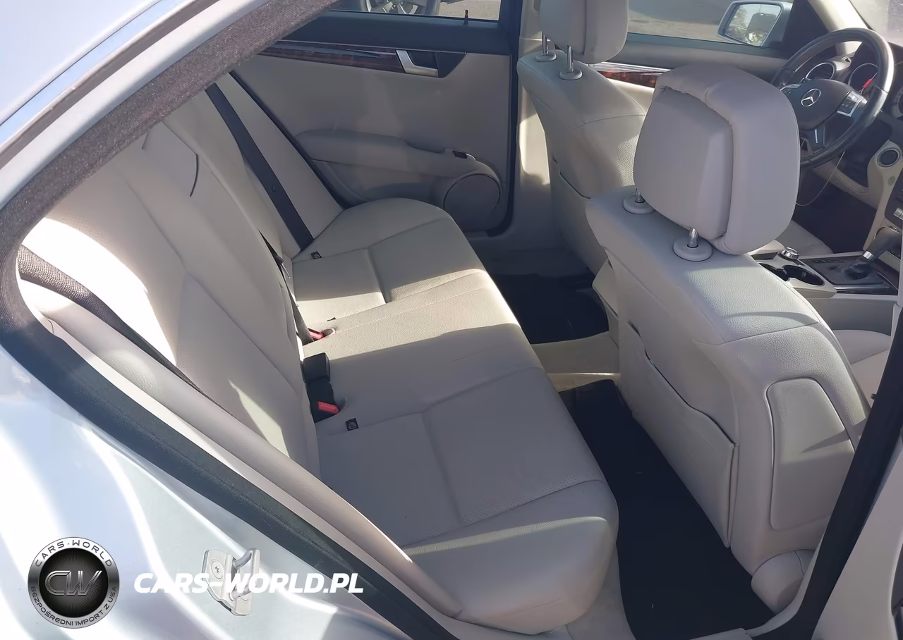 2013 Mercedes-Benz C 250 Luxury-Sport VIN:WDDGF4HB4DR268485 - 8