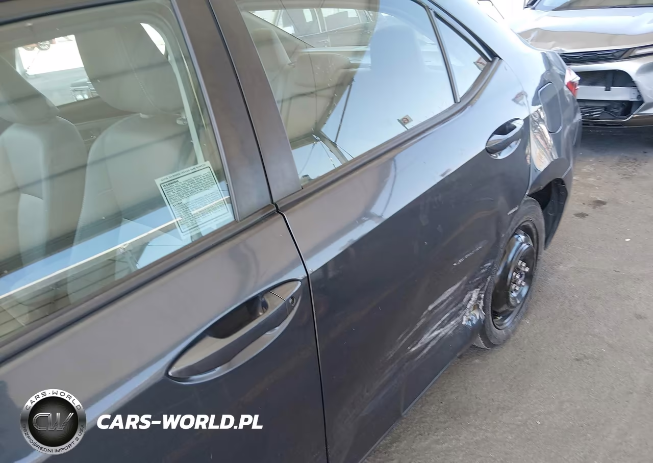 2015 Toyota Corolla Le Plus VIN:5YFBURHEXFP330373 - 13