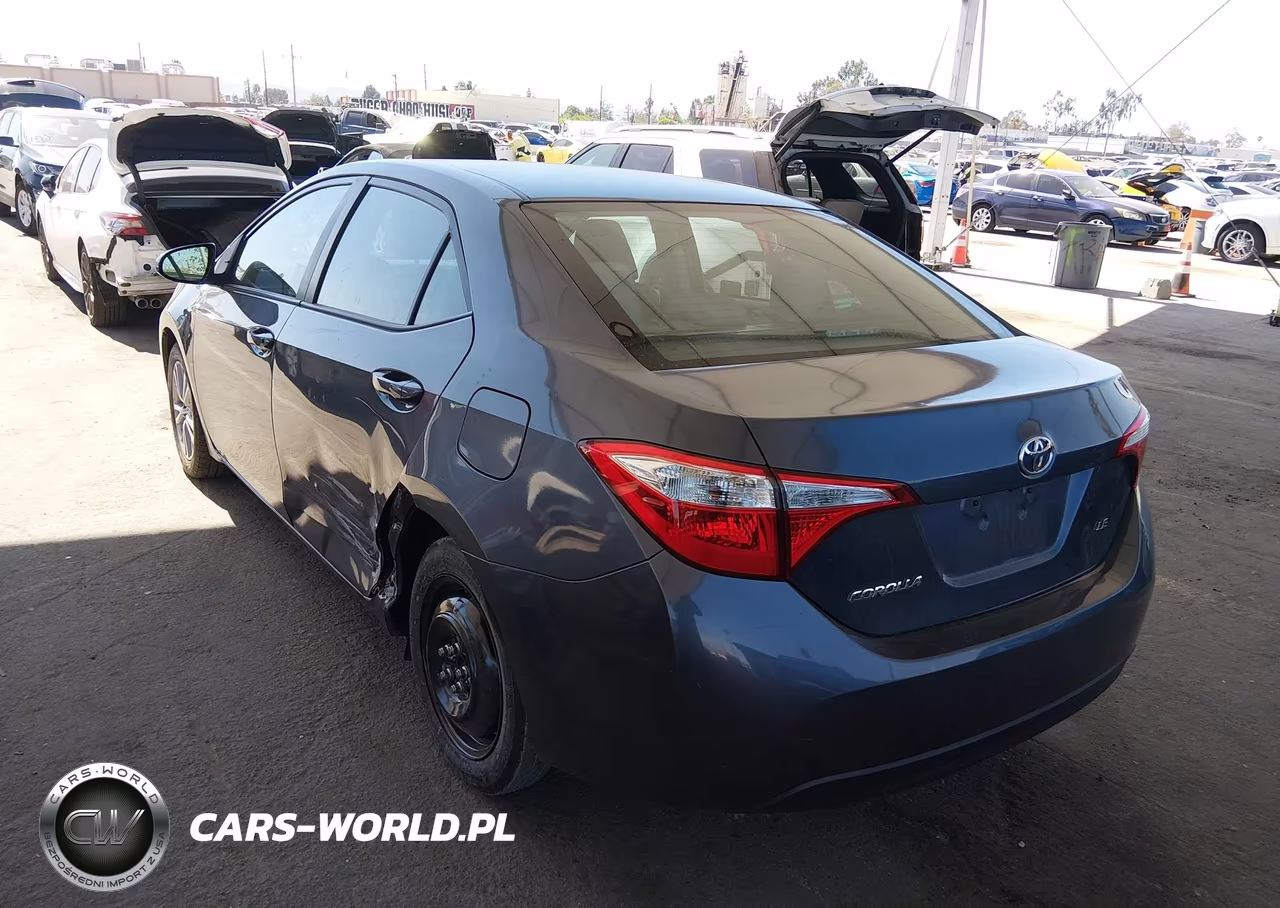 2015 Toyota Corolla Le Plus VIN:5YFBURHEXFP330373 - 3