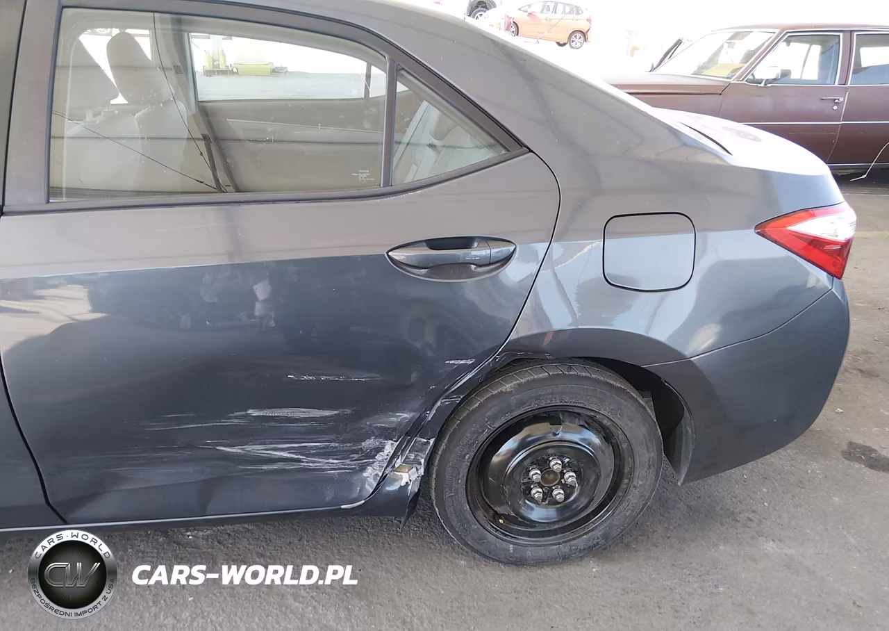 2015 Toyota Corolla Le Plus VIN:5YFBURHEXFP330373 - 6