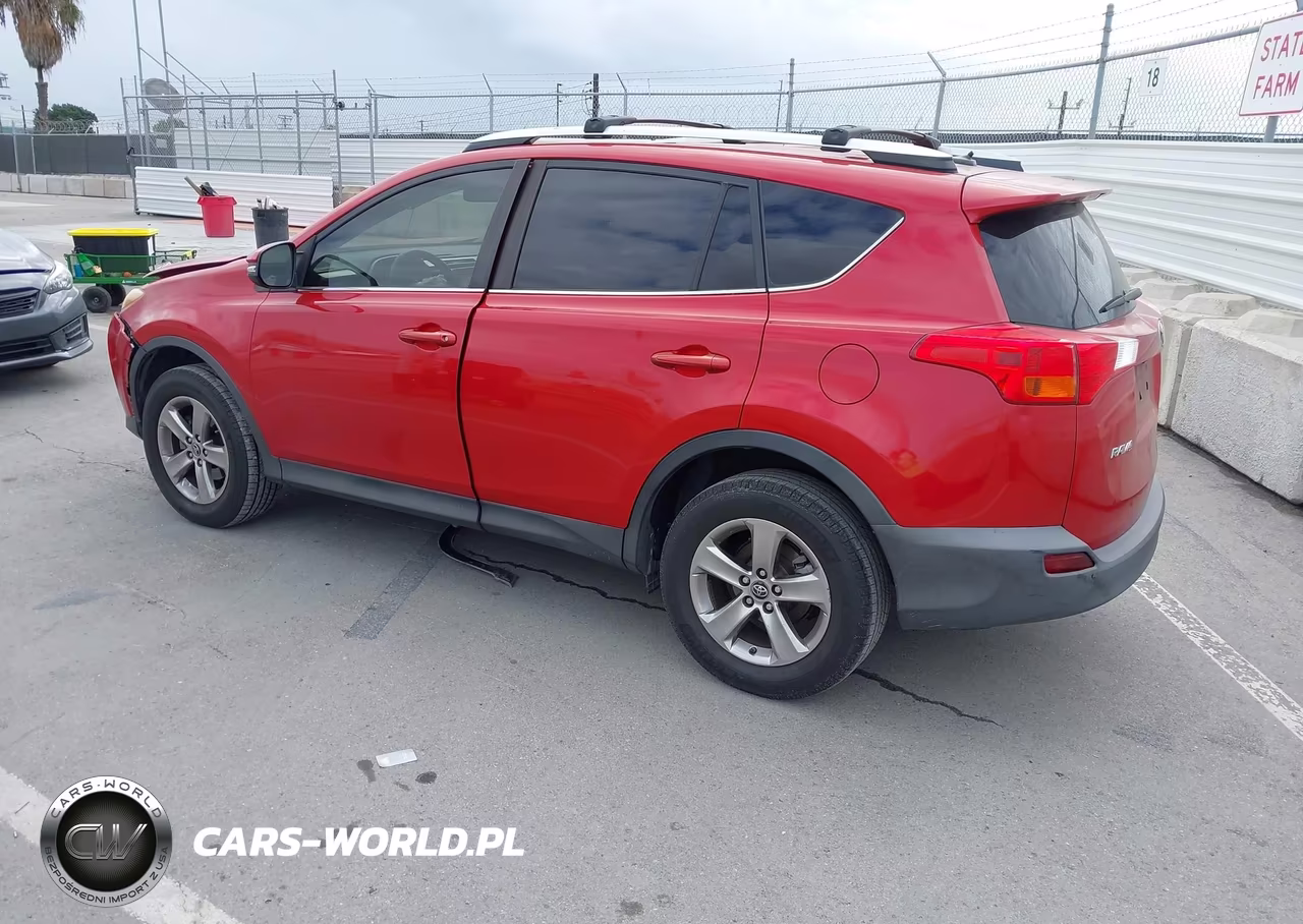 2015 Toyota Rav4 Xle VIN:JTMWFREV7FD051921 - 3