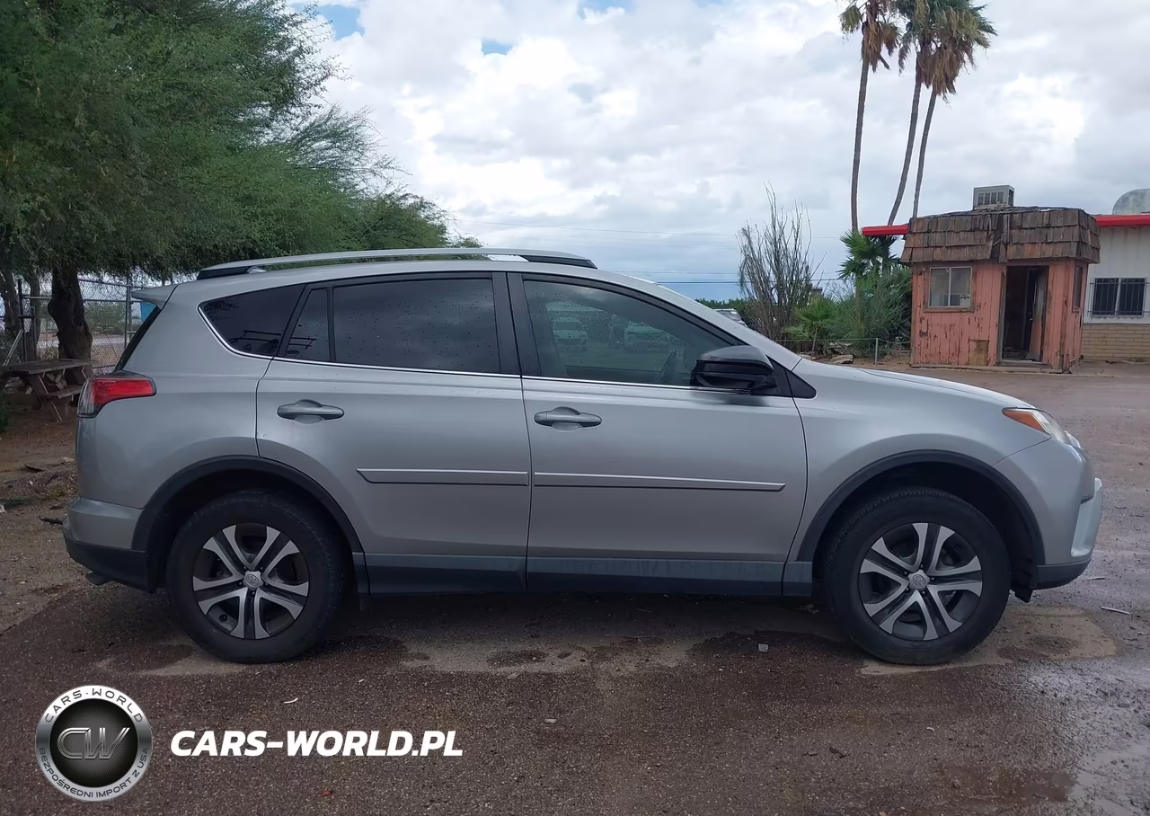 2018 Toyota Rav4 Le VIN:JTMZFREV5JJ171563 - 12
