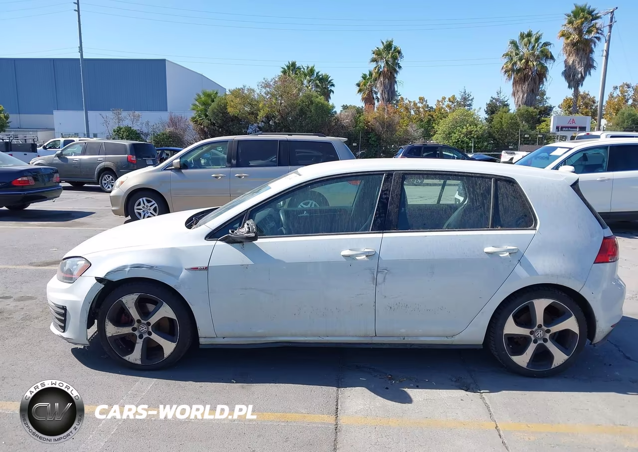 2015 Volkswagen Golf Gti 2.0T S 4-Door VIN:3VW5T7AU9FM070283 - 14
