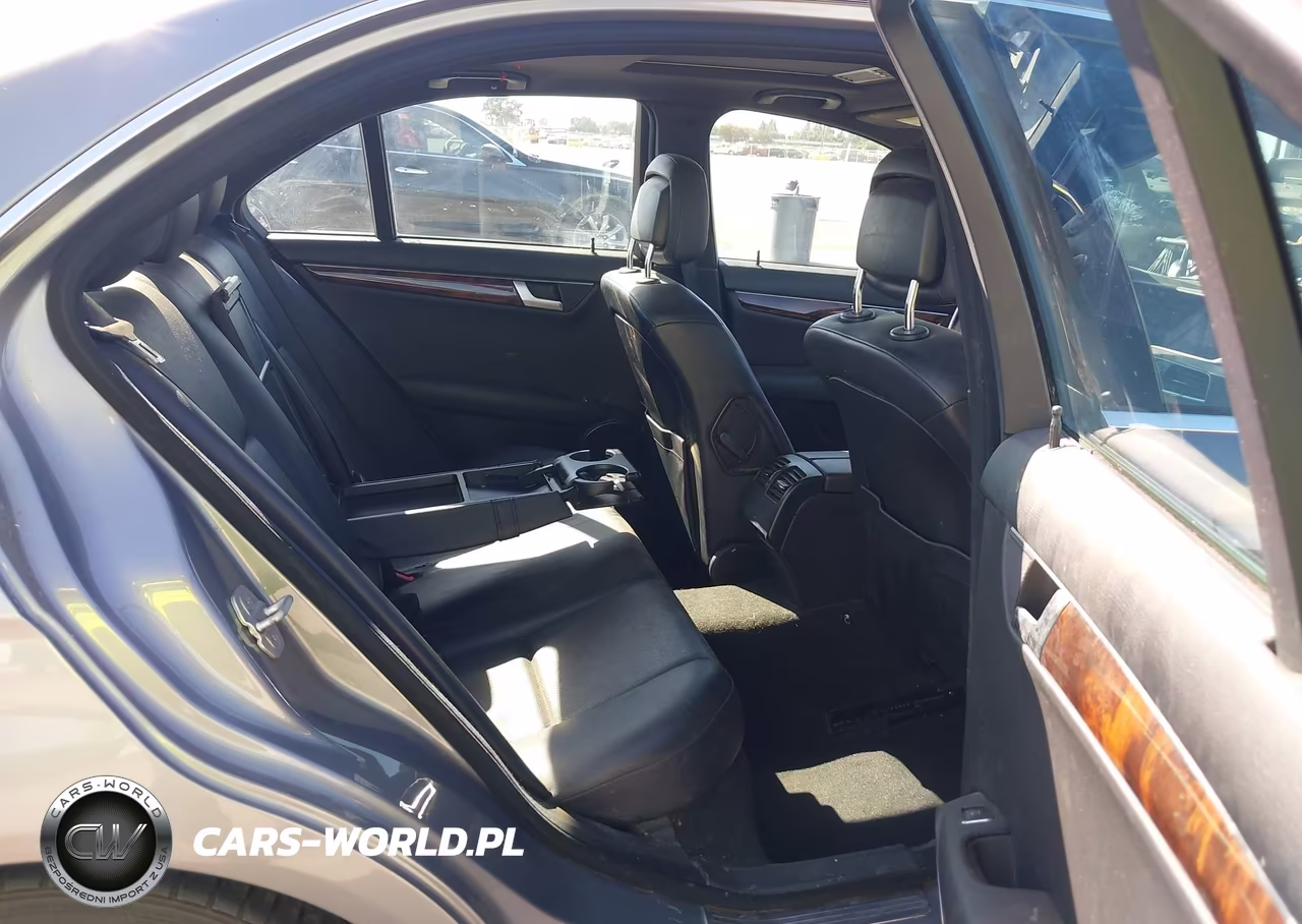 2012 Mercedes-Benz C 250 Sport VIN:WDDGF4HB0CA623181 - 8
