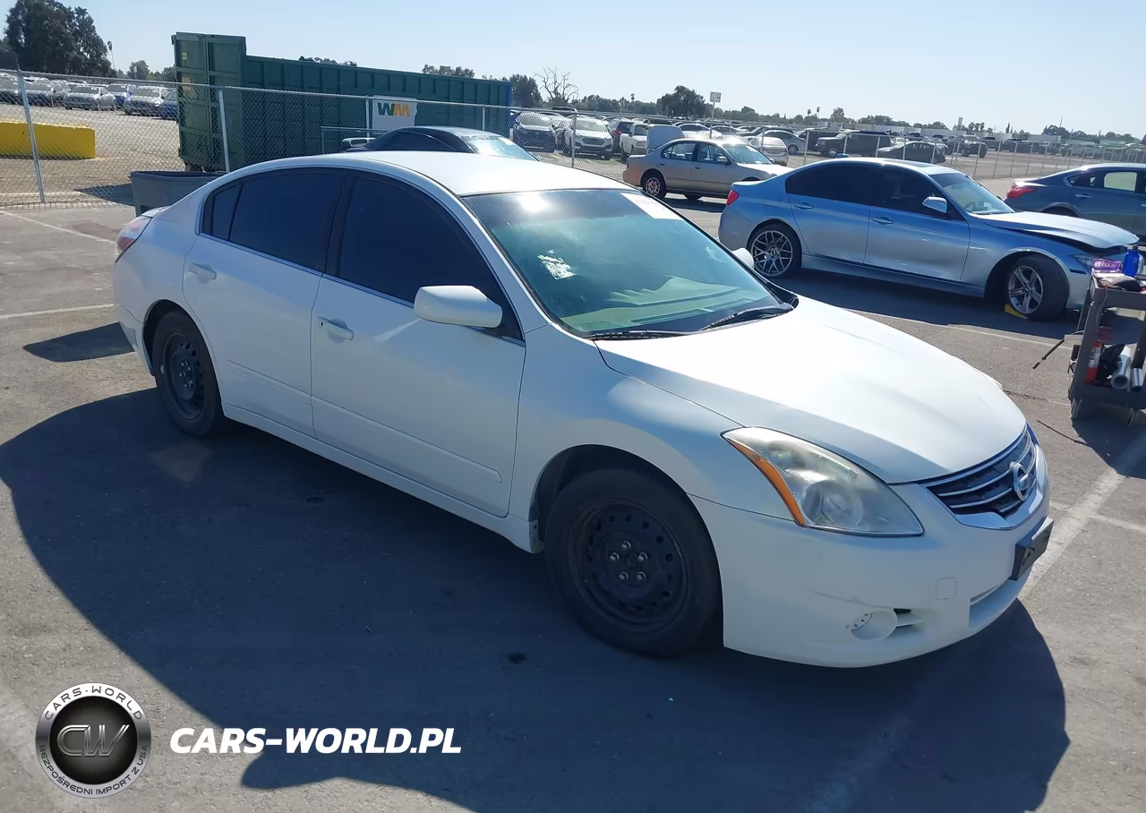 2012 Nissan Altima 2.5 S – zdjęcie 1 z 11