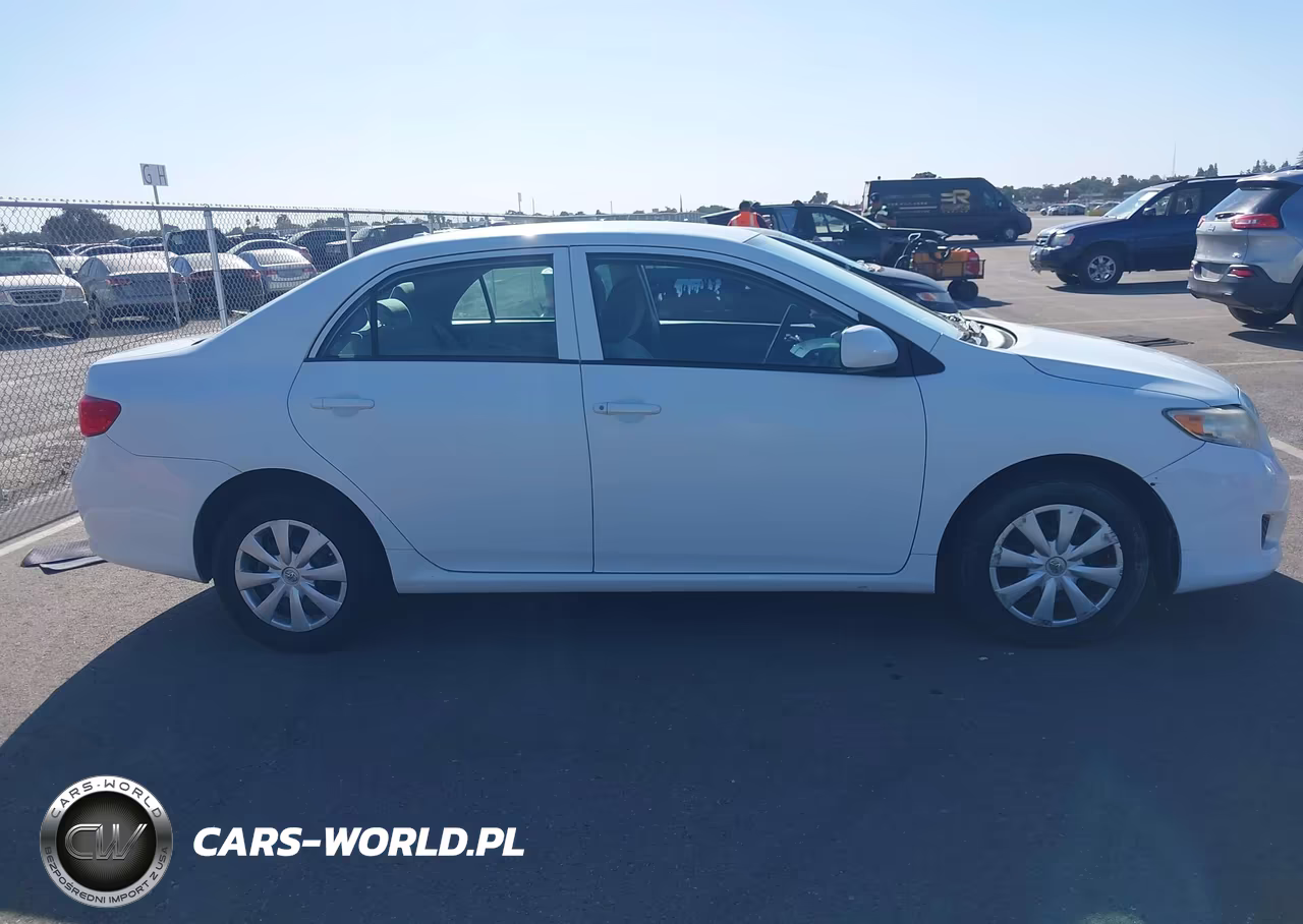 2010 Toyota Corolla Le VIN:2T1BU4EE1AC385097 - 13