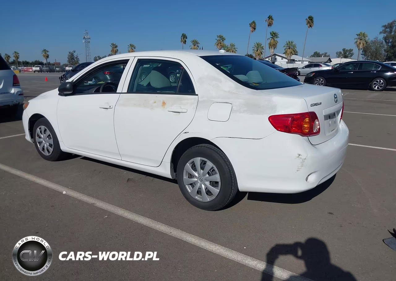 2010 Toyota Corolla Le VIN:2T1BU4EE1AC385097 - 3