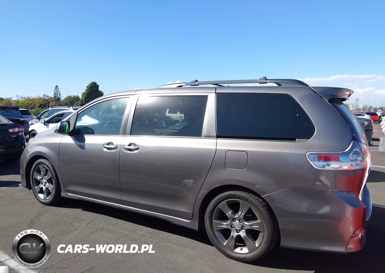 2015 Toyota Sienna Se 8 Passenger VIN:5TDXK3DC7FS660475 - 14