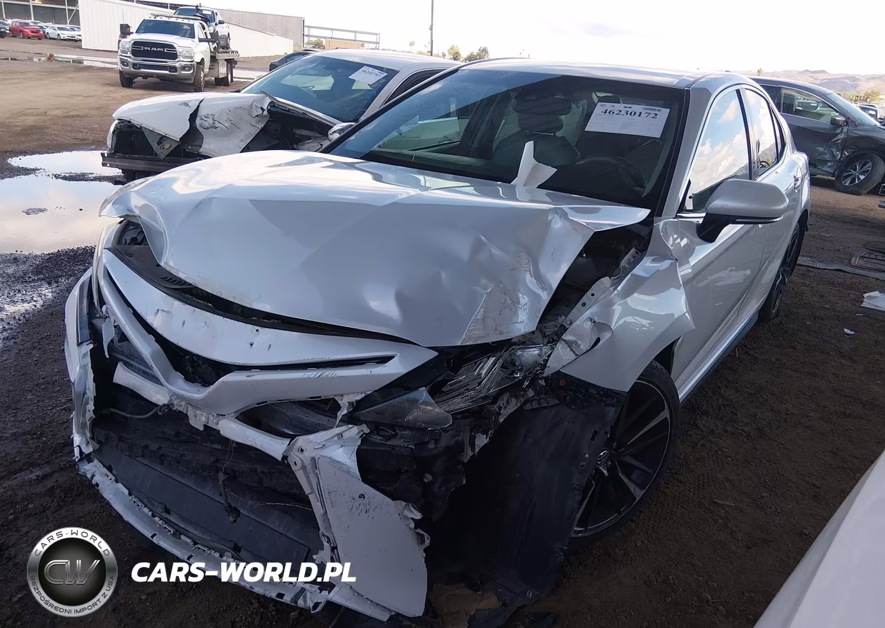 2018 Toyota Camry Xse VIN:4T1B61HK4JU096692 - 2