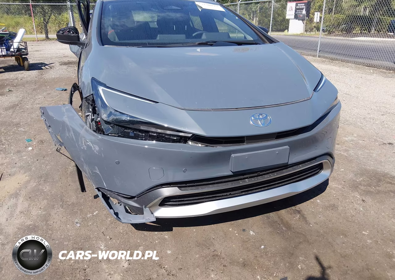 2026 Toyota Prius Plug-In Hybrid Se VIN:JTDACACU4T3072094 - 6