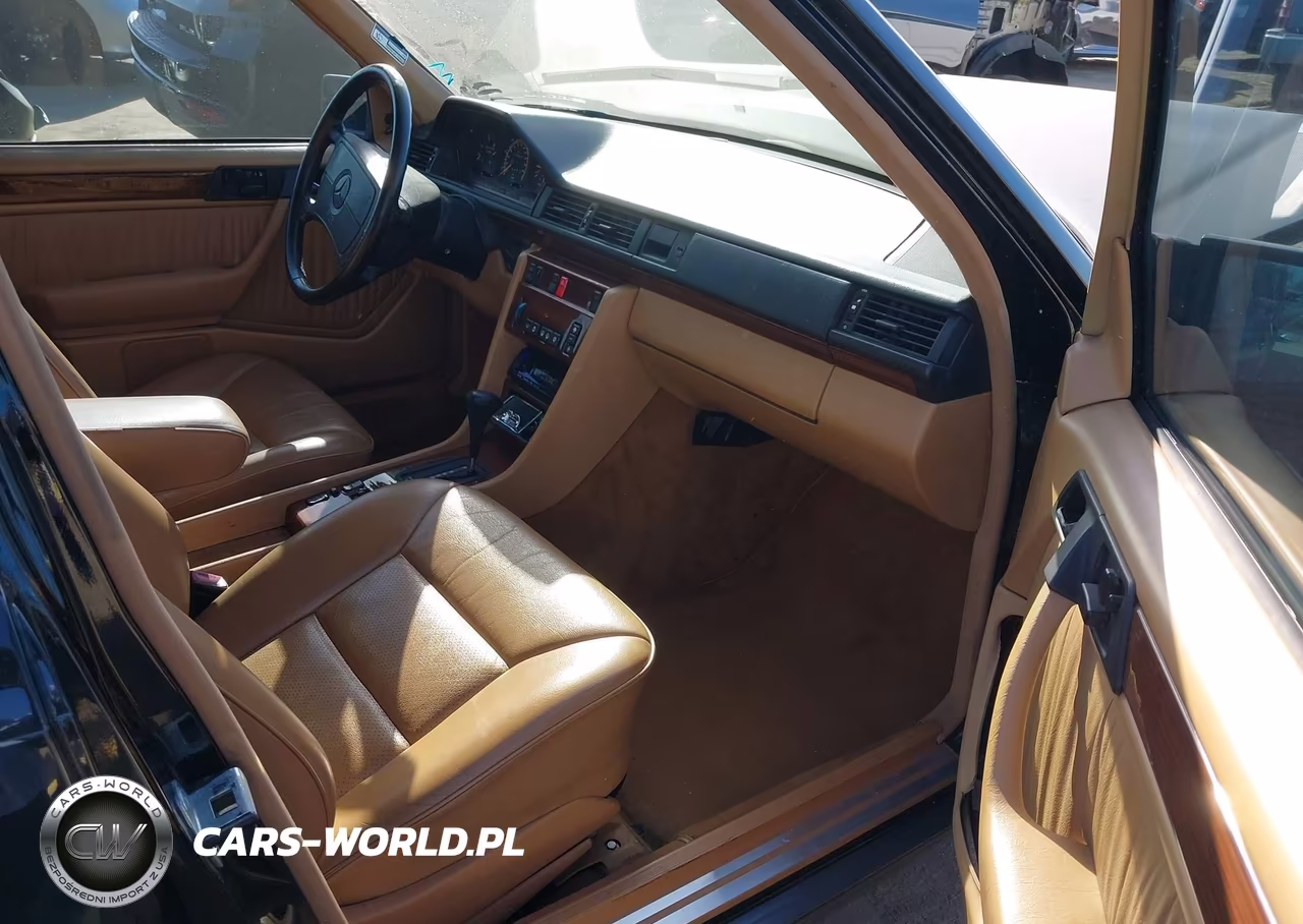 1991 Mercedes-Benz 300 E VIN:WDBEA30D0MB381199 - 5
