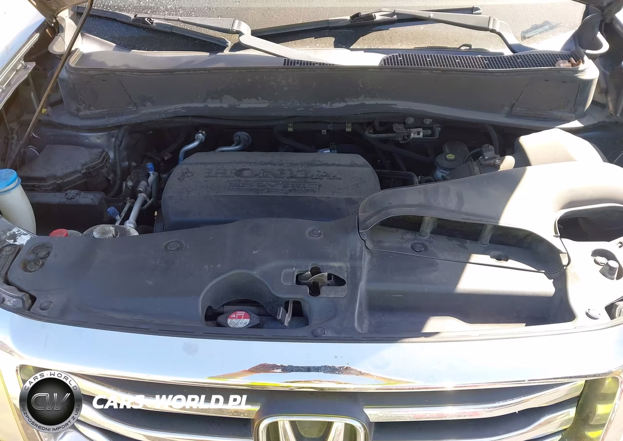 2015 Honda Pilot Touring VIN:5FNYF4H96FB024941 - 10