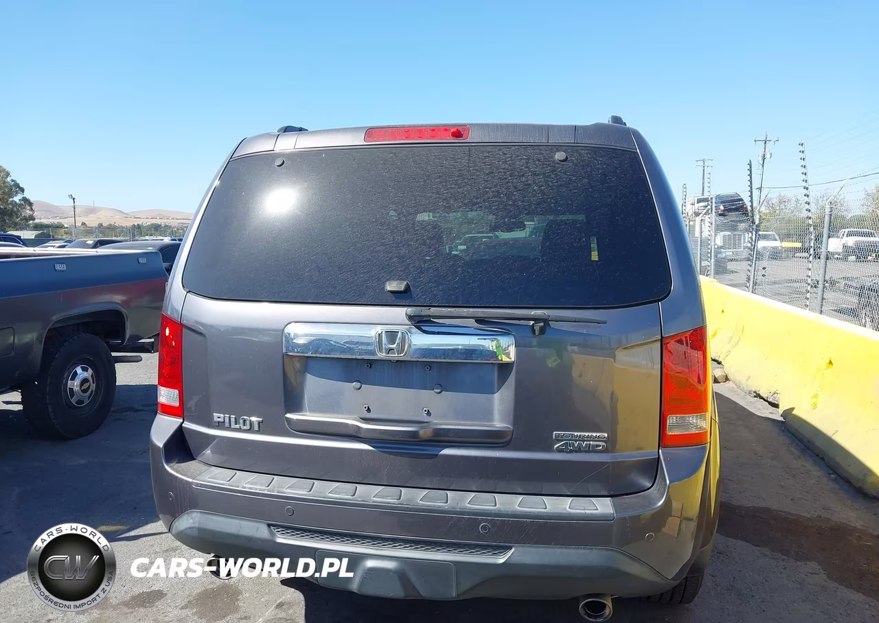 2015 Honda Pilot Touring VIN:5FNYF4H96FB024941 - 16