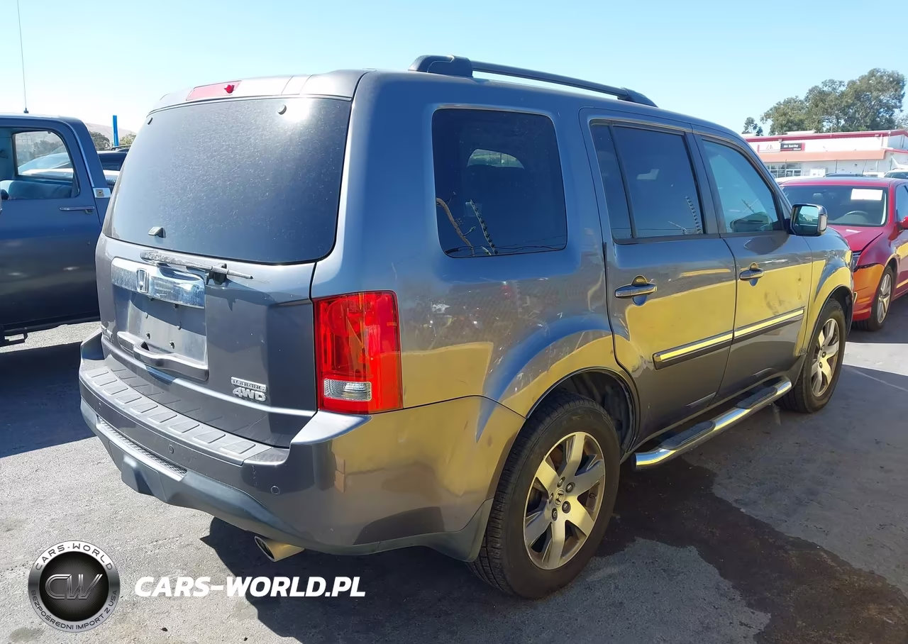 2015 Honda Pilot Touring VIN:5FNYF4H96FB024941 - 4