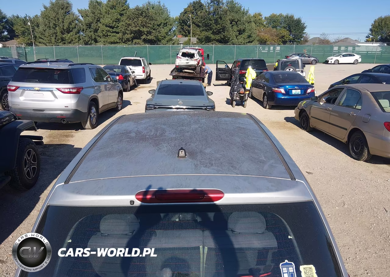 2009 Nissan Versa 1.8S VIN:3N1BC13E29L391555 - 16