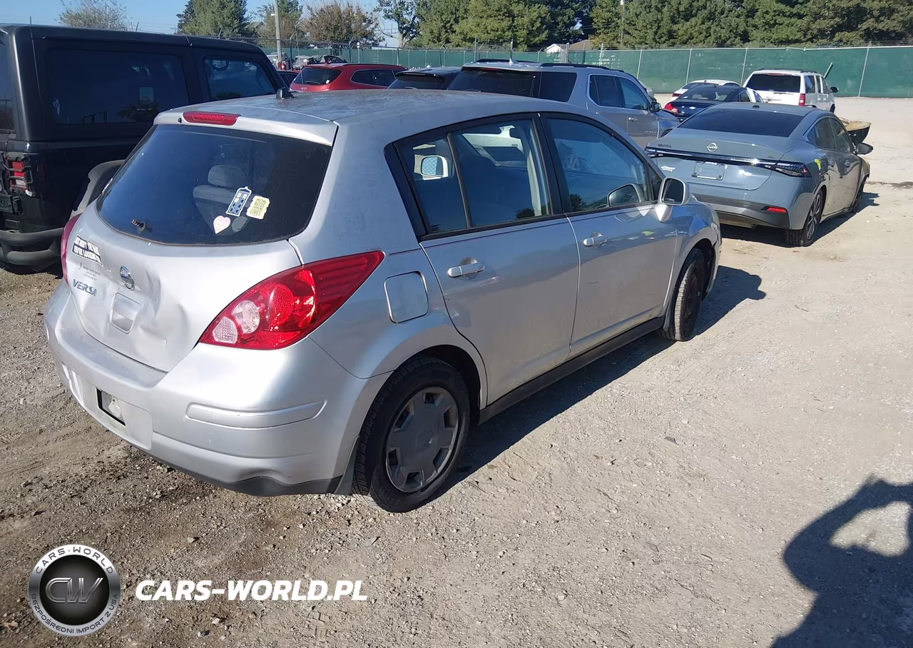 2009 Nissan Versa 1.8S VIN:3N1BC13E29L391555 - 4