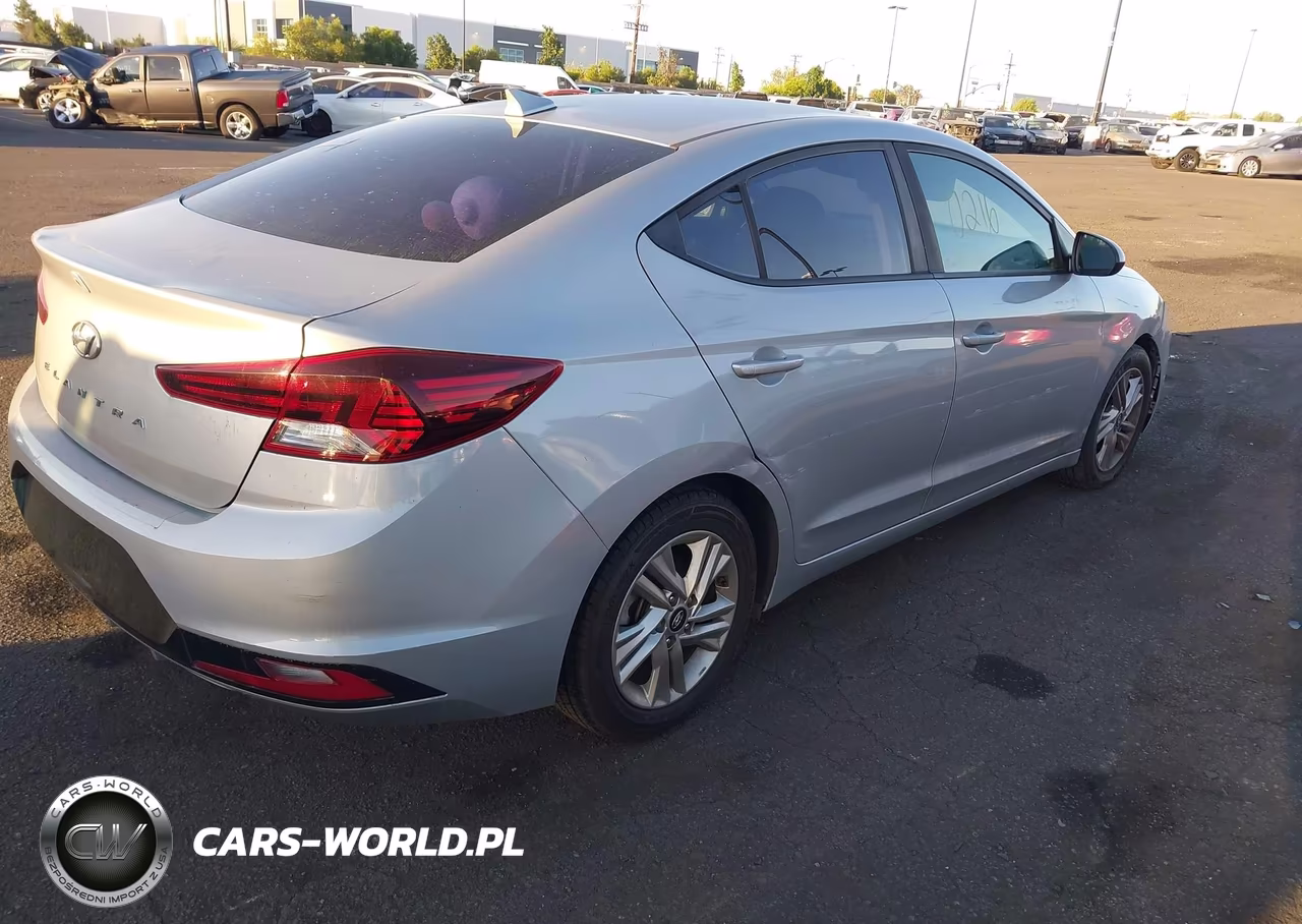 2020 Hyundai Elantra Sel VIN:KMHD84LF9LU072597 - 4