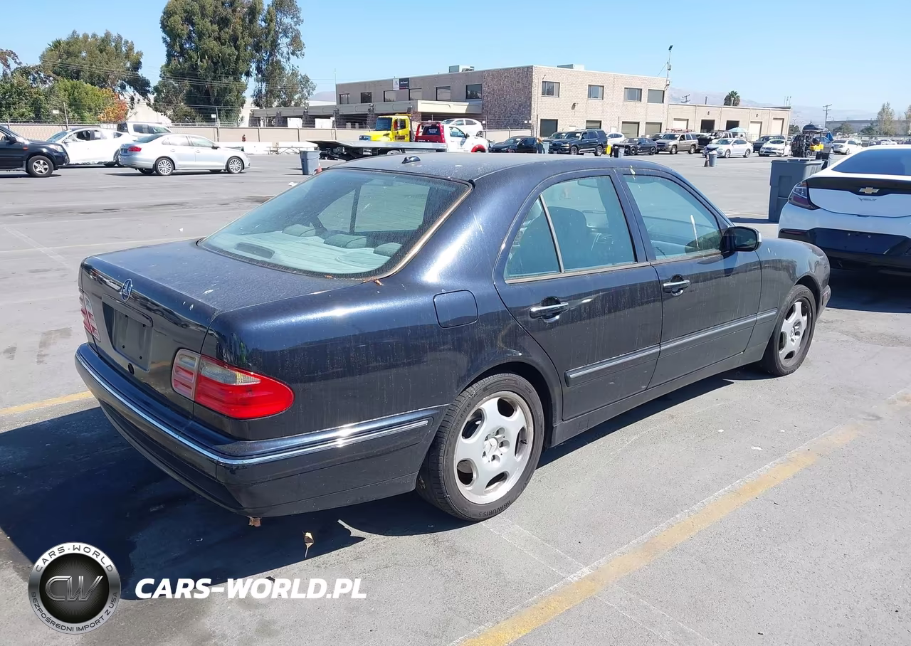 2001 Mercedes-Benz E 430 VIN:WDBJF70JX1B220593 - 4