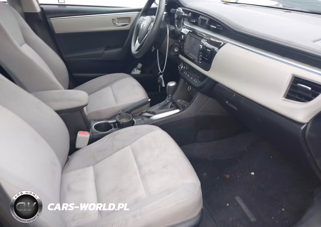 2015 Toyota Corolla Le VIN:5YFBURHE3FP303709 - 5